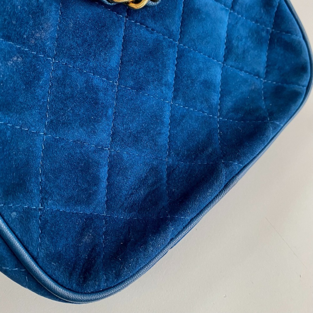CHANEL Bag - Picture 8 of 16